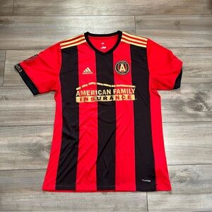 Atlanta United 2017 Home Jersey #8 Barco Youth Size Large Sporty Team Jersey